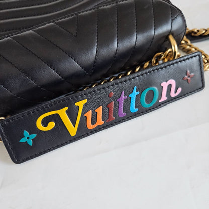 Louis Vuitton Black Quilted Leather New Wave Chain MM Bag