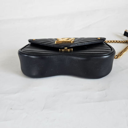 Louis Vuitton Black Quilted Leather New Wave Chain MM Bag