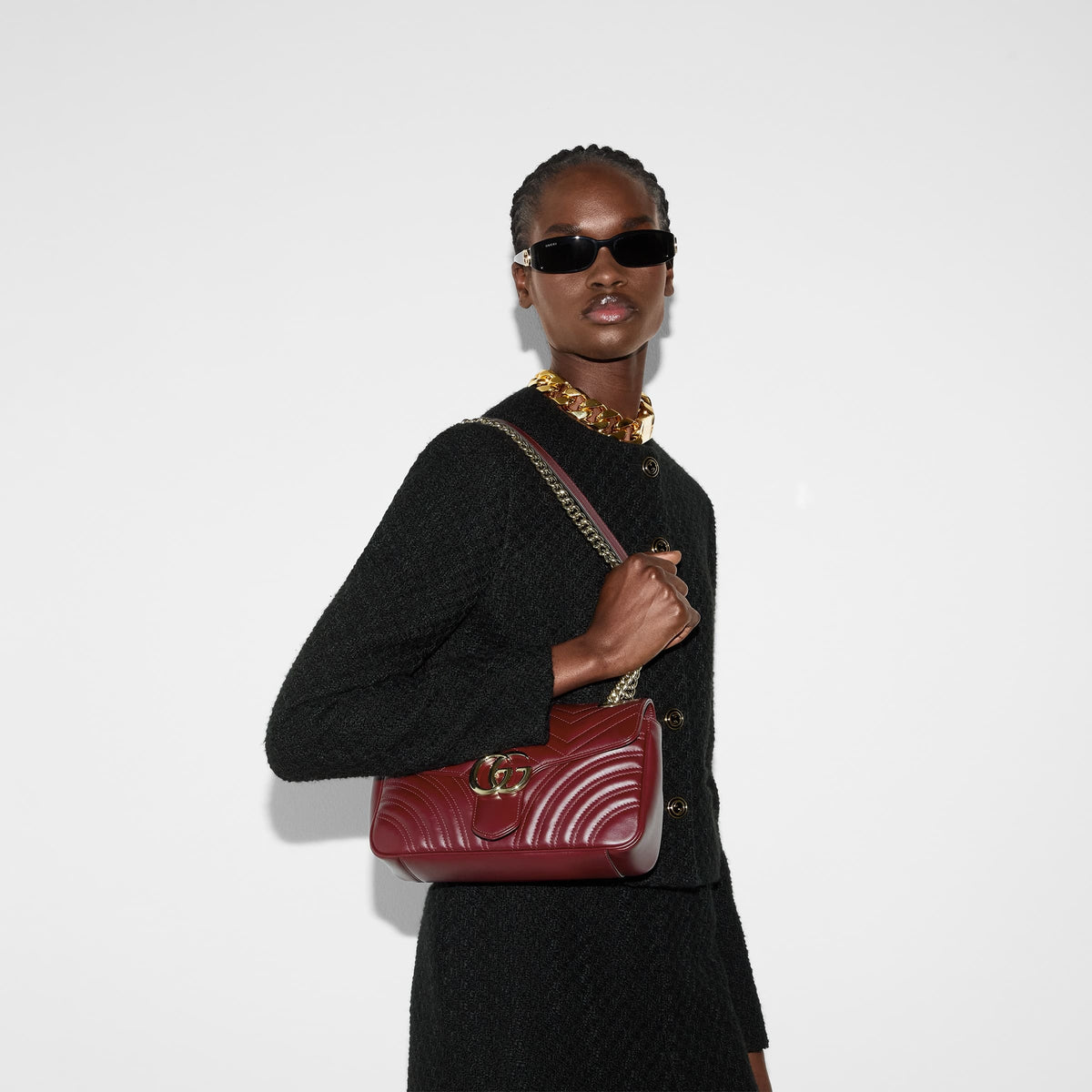 GUCCI GG Marmont medium shoulder bag