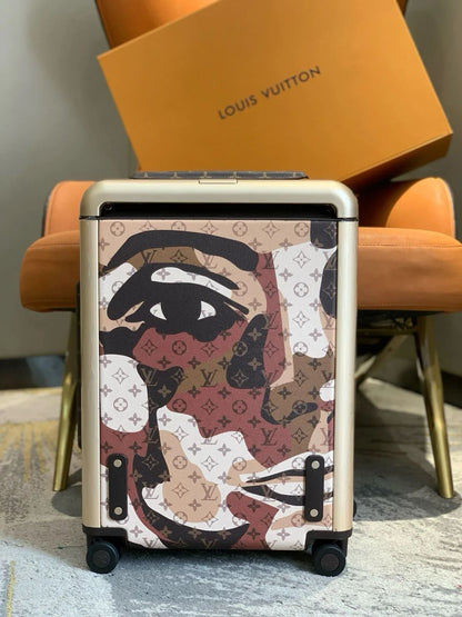 Louis Vuitton M10264 Horizon 55