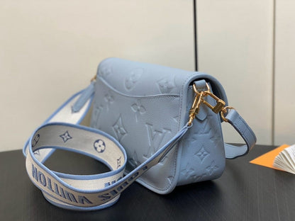 Louis Vuitton M46846 Diane