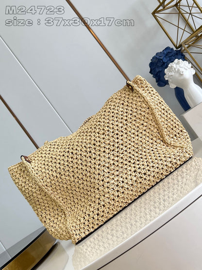 Louis Vuitton M24723 OnTheGo MM
