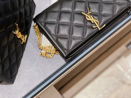 Saint Laurent BECKY