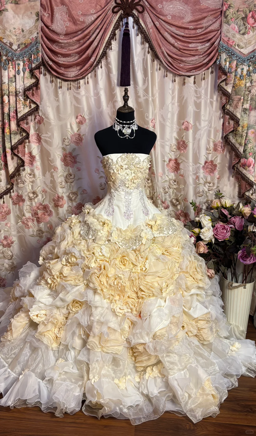 Gorgeous Strapless A-Line Ruffles Quinceanera Dresses Sweet 16 Birthday Ball Gowns, D1145