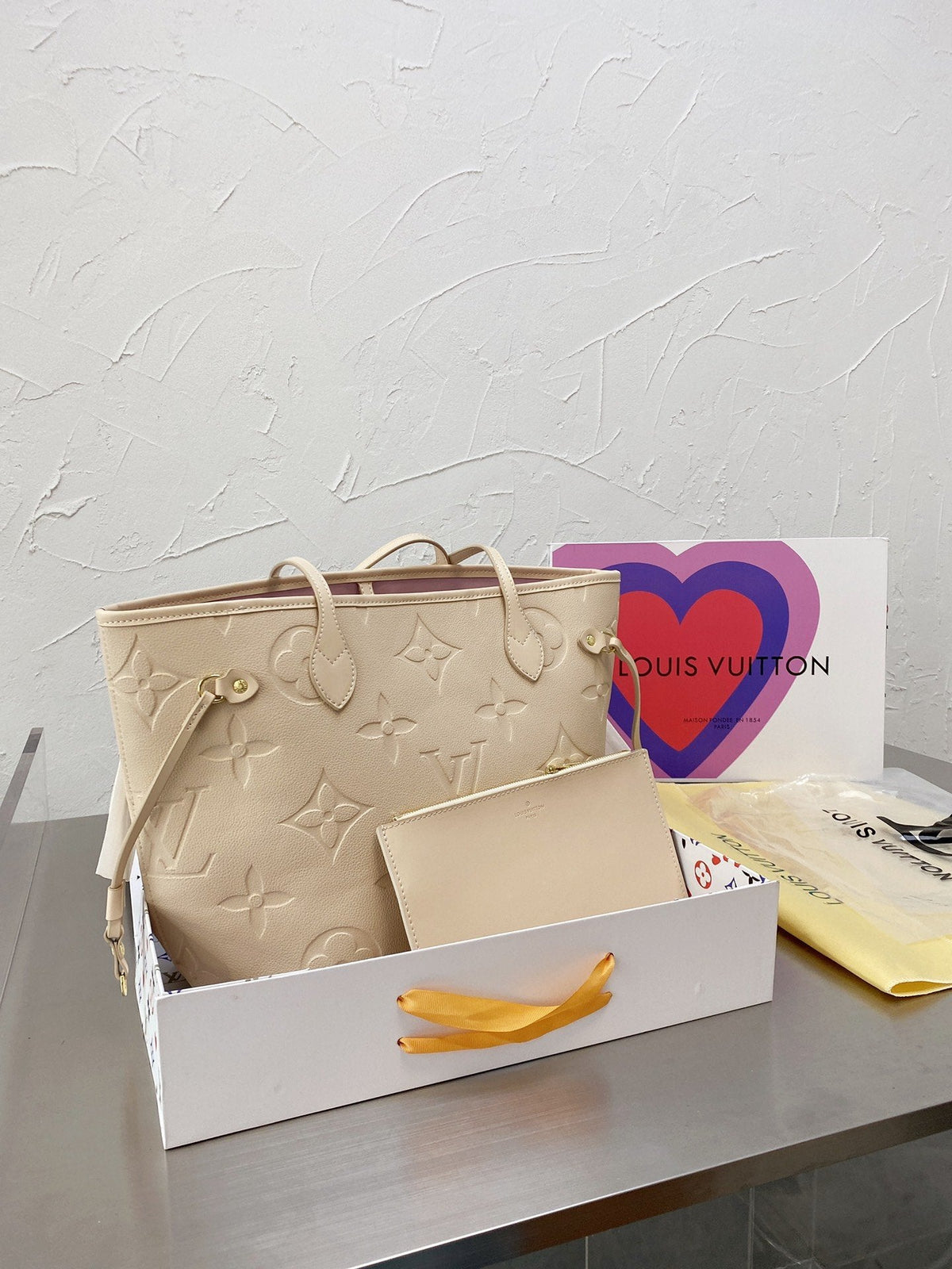 Louis Vuitton Neverfull