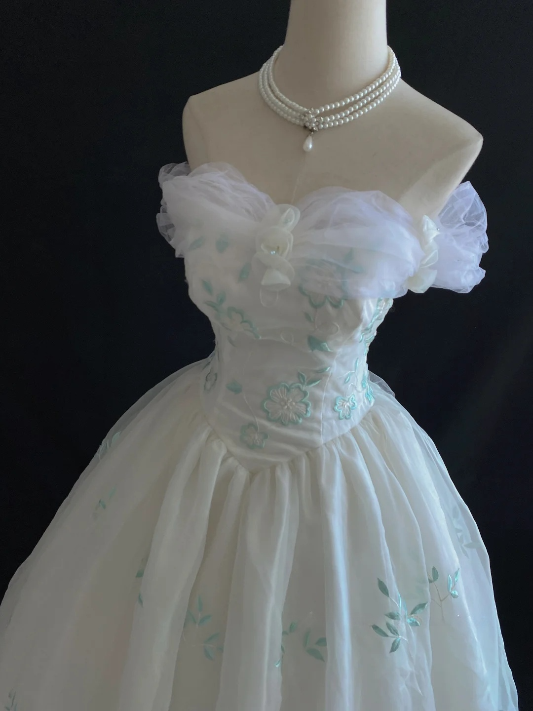 Fairy Strapless A-Line Tulle Embroidery Birthday Ball Gowns Quinceanera Dresses, D1147