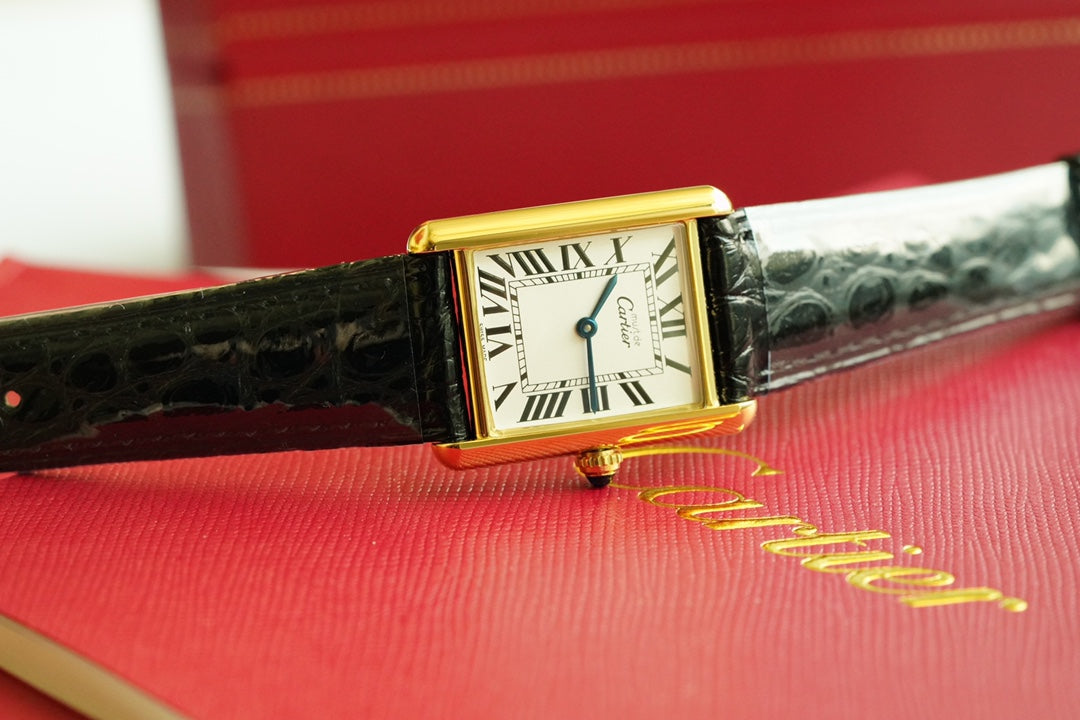 TANK MUST DE SOLO 30MM GOLD CASE LEATHER STRAP