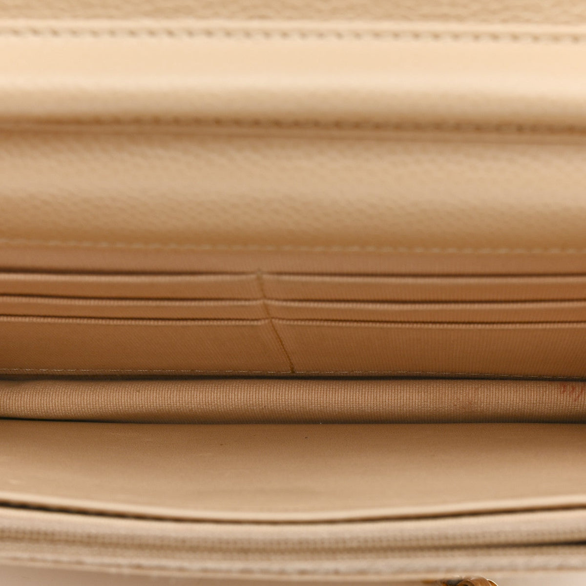 Caviar Quilted Wallet On Chain WOC Beige