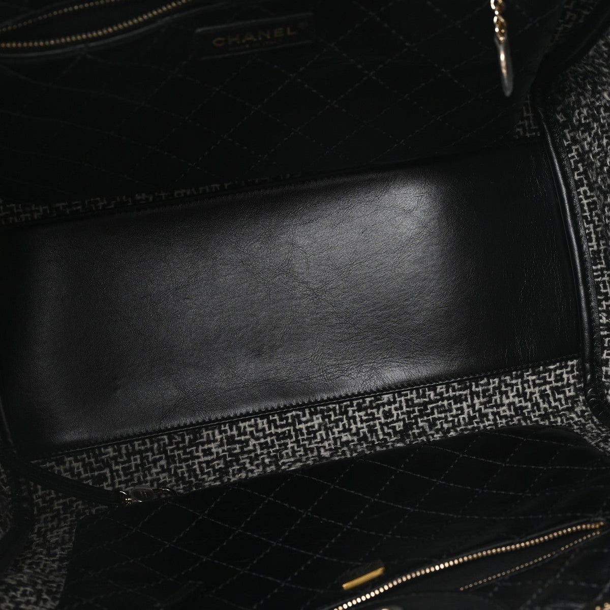 Calfskin Tweed Medium Deauville Tote Black Multicolor