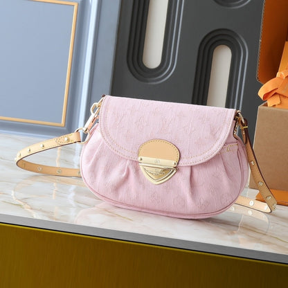 LOUIS VUITTON SUNSET WASHED PINK 27CM M13347