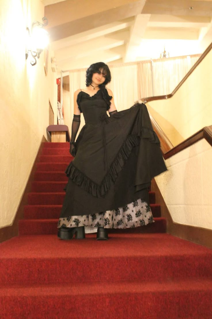 Black Sweetheart A-Line Satin Long Evening Gowns Gothic Party Dresses, D1230