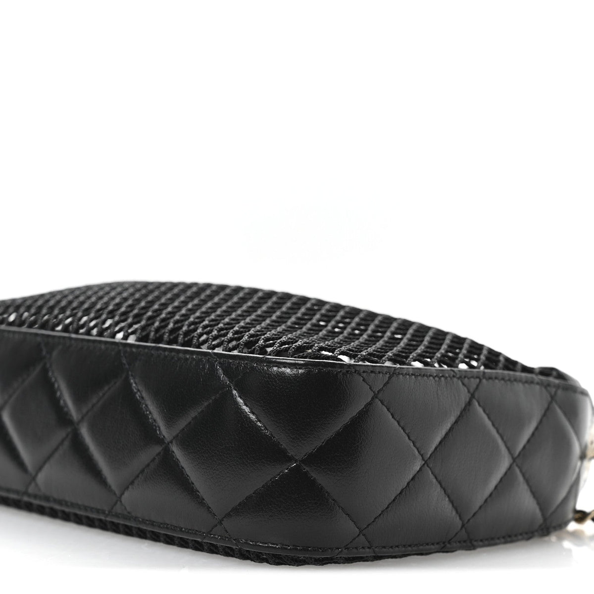 Mesh Shiny Lambskin Clutch With Chain Black