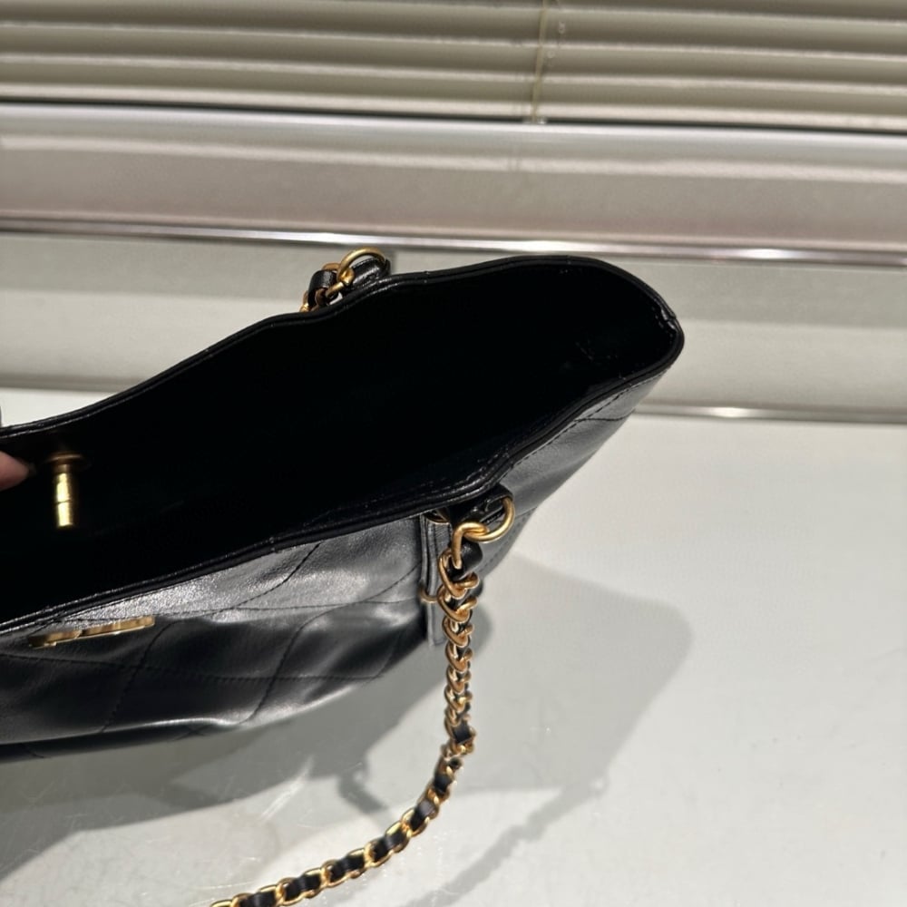 CHANEL MAXI SHOPPING BAG BLACK 28CM AS5463 B20565 94305