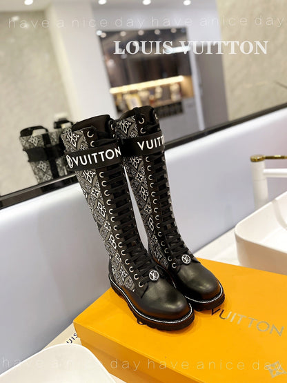 Premium LUV BOOTS 030