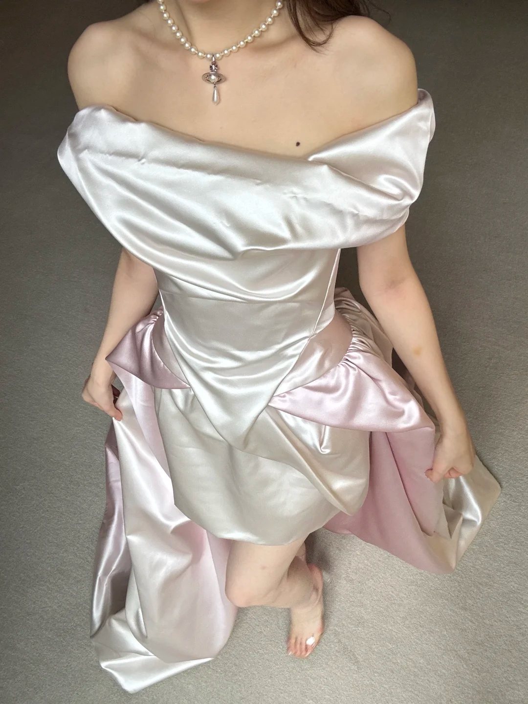 Unique Pink White Ombre A Line Off the Shoulder Pleated Satin Long Wedding Dress SH5152