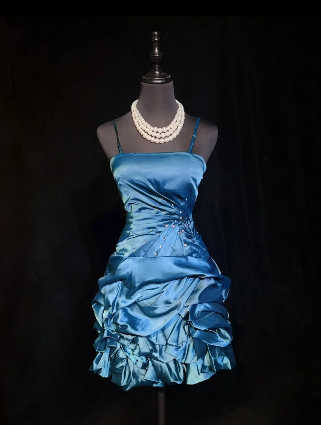 Fashionable Homecoming Dress Spaghetti Straps Rinestone Pleated Prom Dress Back to School Outfits Party Dress  D6114
