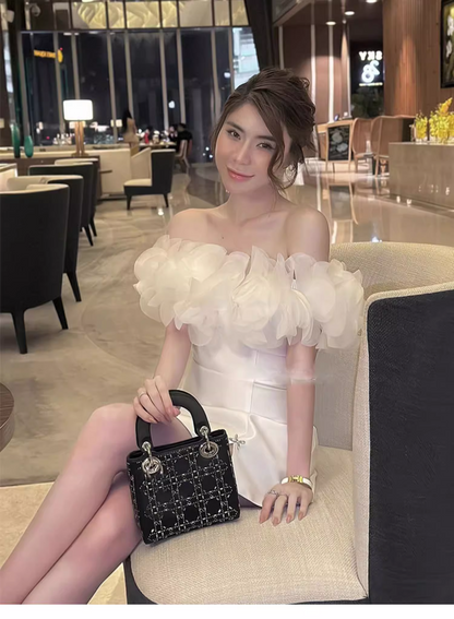 Elegant White Off-the-shoulder Beading Design A-line Party Dress Homecoming Dress, D1378