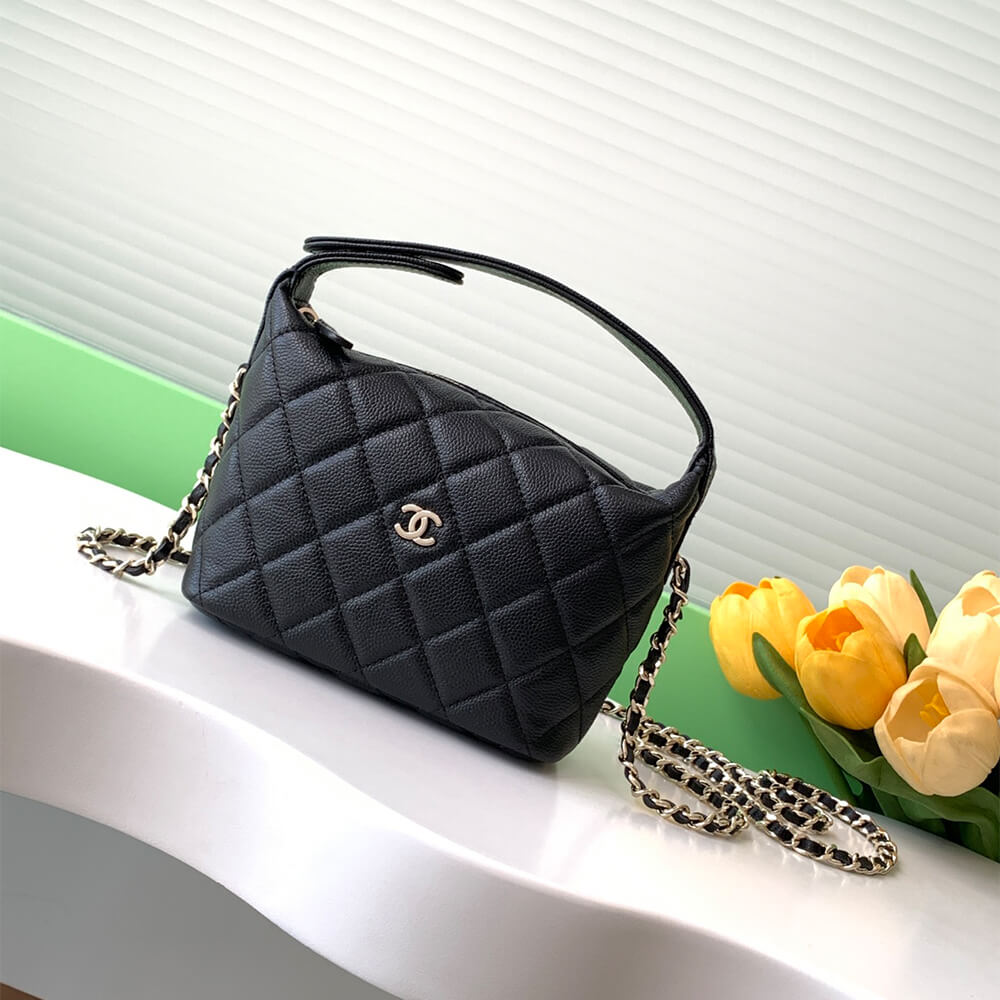 CHANEL Classic Chain Hobo