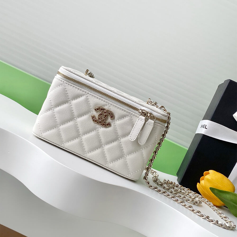 Chanel Long Vanity with chain