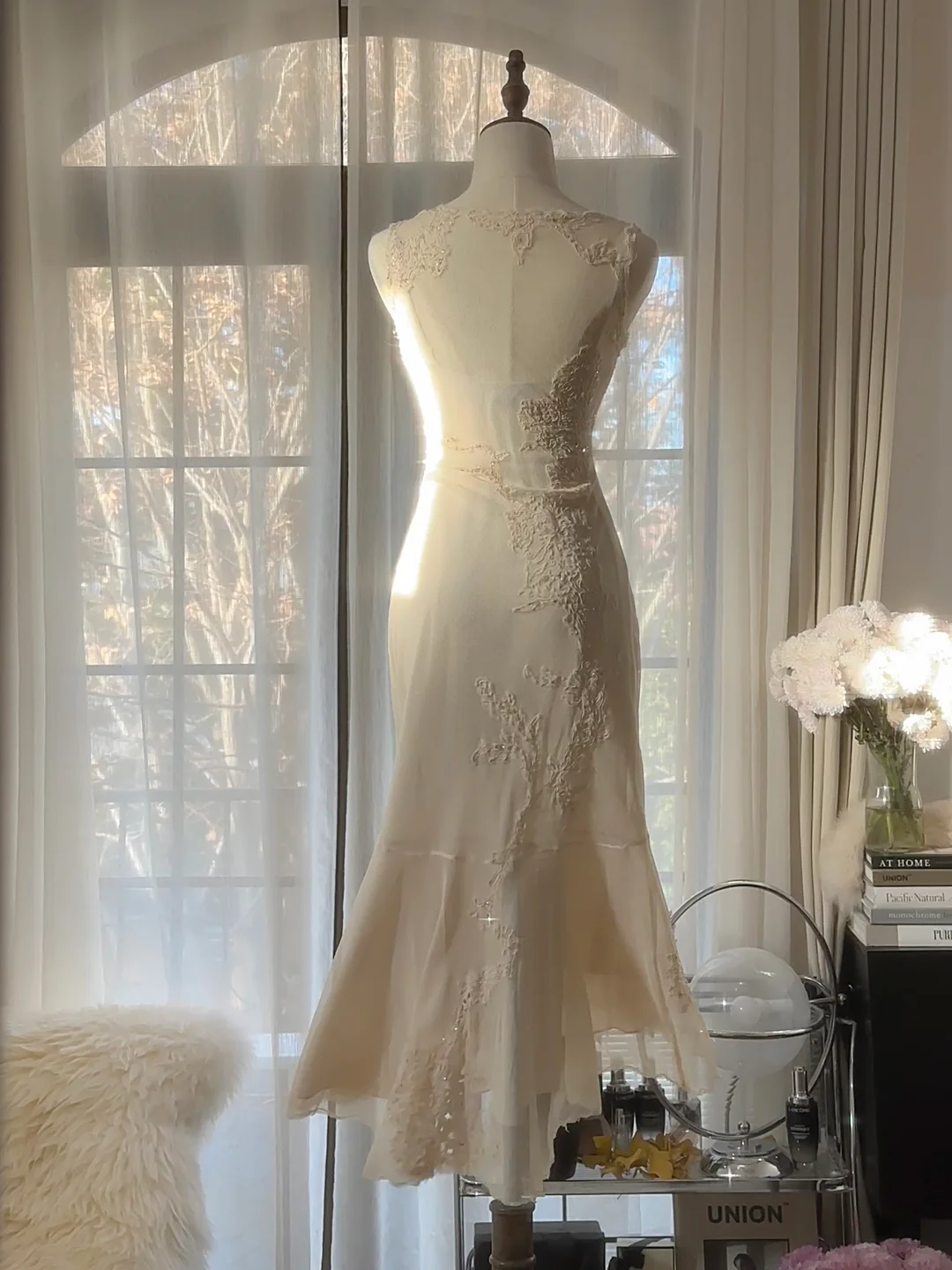 Elegant Sleeveless Ivory Mermaid Chiffon Ankle Length Vintage Party Dress, D950