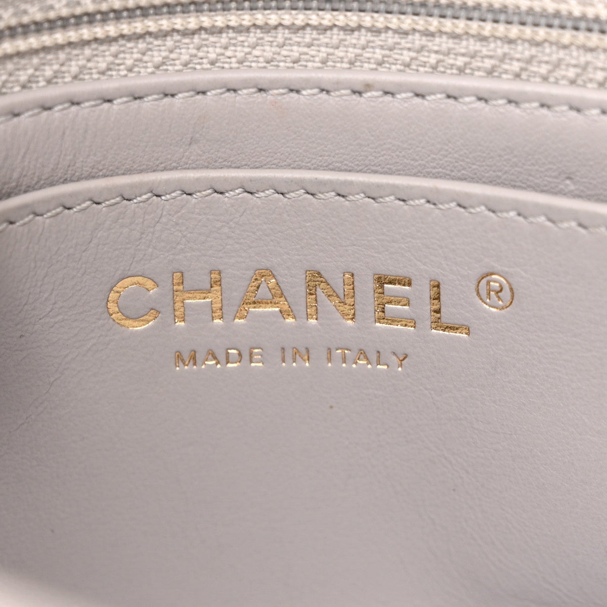Lambskin Quilted Mini Pearl Crush Flap Light Grey