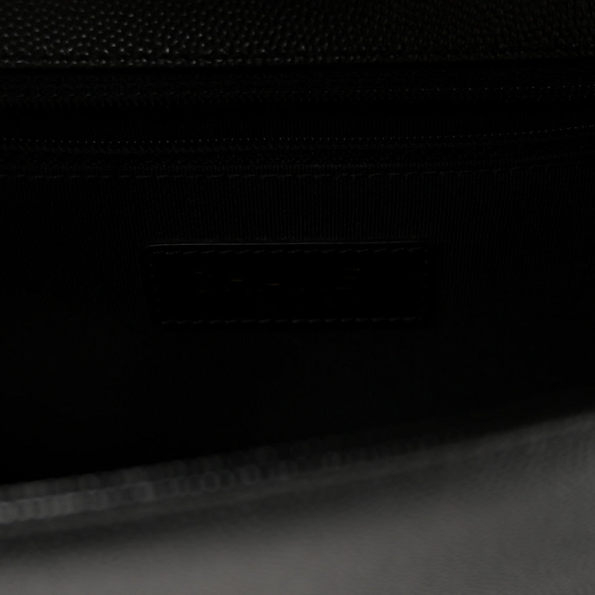Caviar Quilted New Medium Boy Flap Black