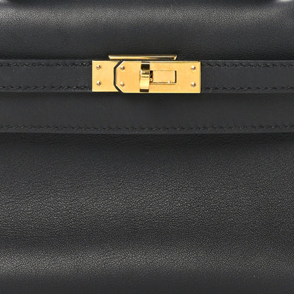 Swift Kelly Pochette Clutch Black