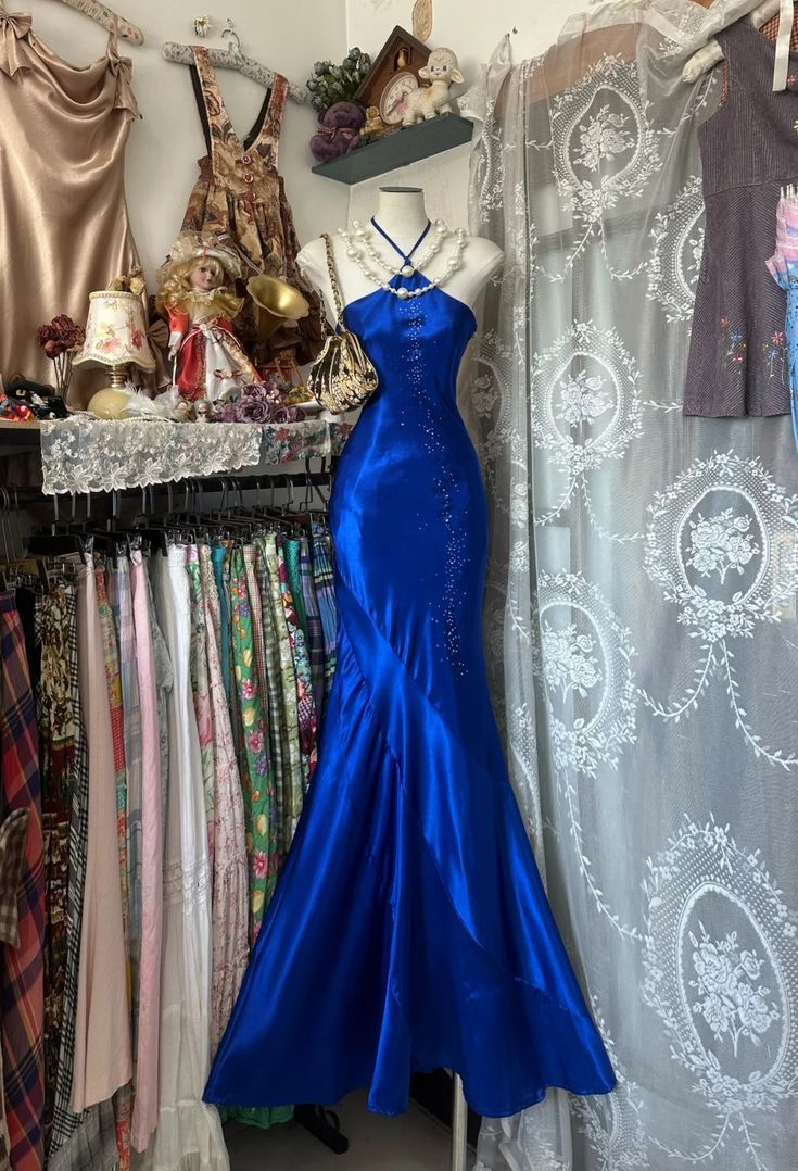 Vintage Blue Mermaid Long Prom Dresses Beaded Satin Evening Dresses Birthday Dresses SH5042