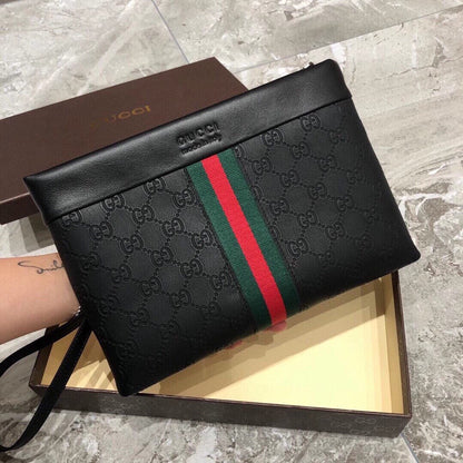 GUCCI GG SUPREME WEB CLUTCH