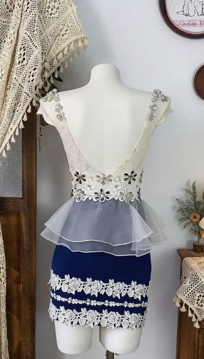 Beauty Homecoming Dress V Neck Applique Rinestone Back to School Outfits Party Dress  D6530