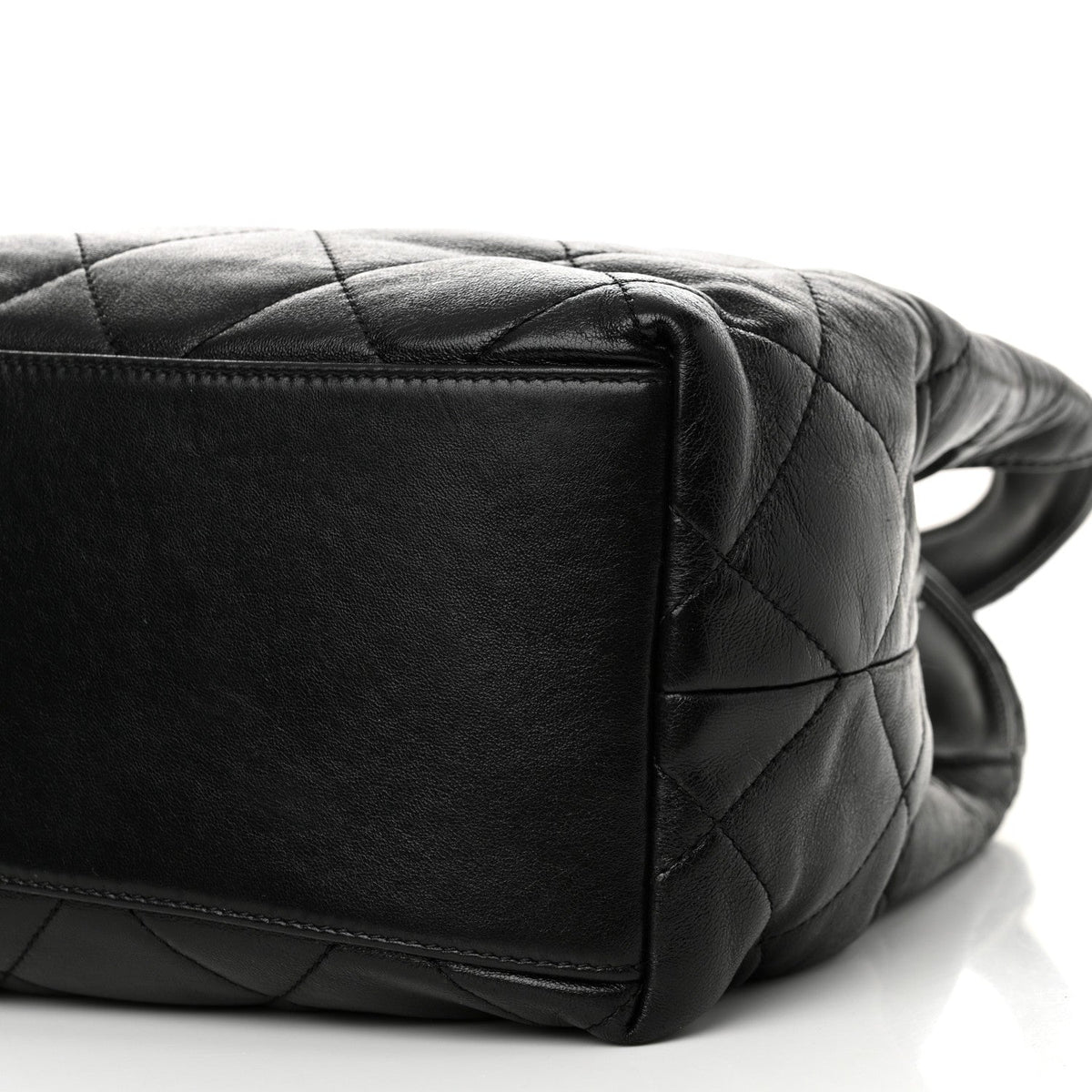 Shiny Lambskin Quilted CC Belt Shopping Bag Black