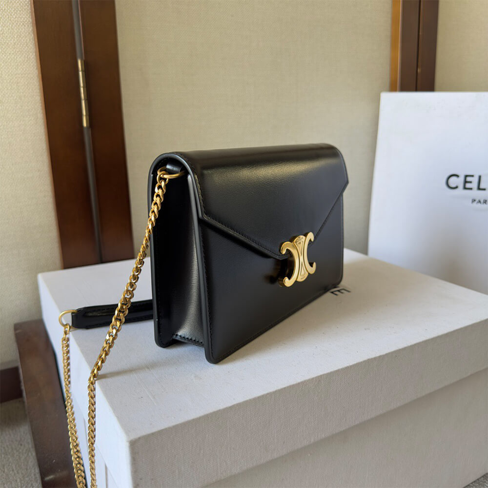 WALLET ON CHAIN MARGO in Shiny calfskin