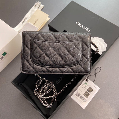 CHANEL Classic Wallet On Chain