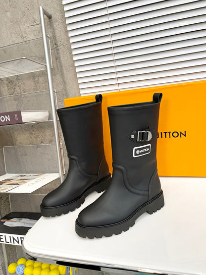 Premium LUV BOOTS 022