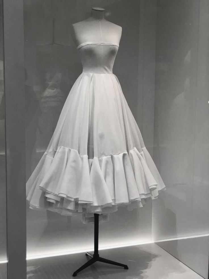 Elegant White Strapless A-Line Long Party Dresses Light Wedding Dresses, D1193