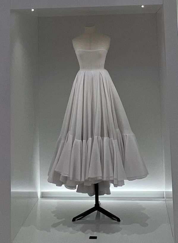 Elegant White Strapless A-Line Long Party Dresses Light Wedding Dresses, D1193