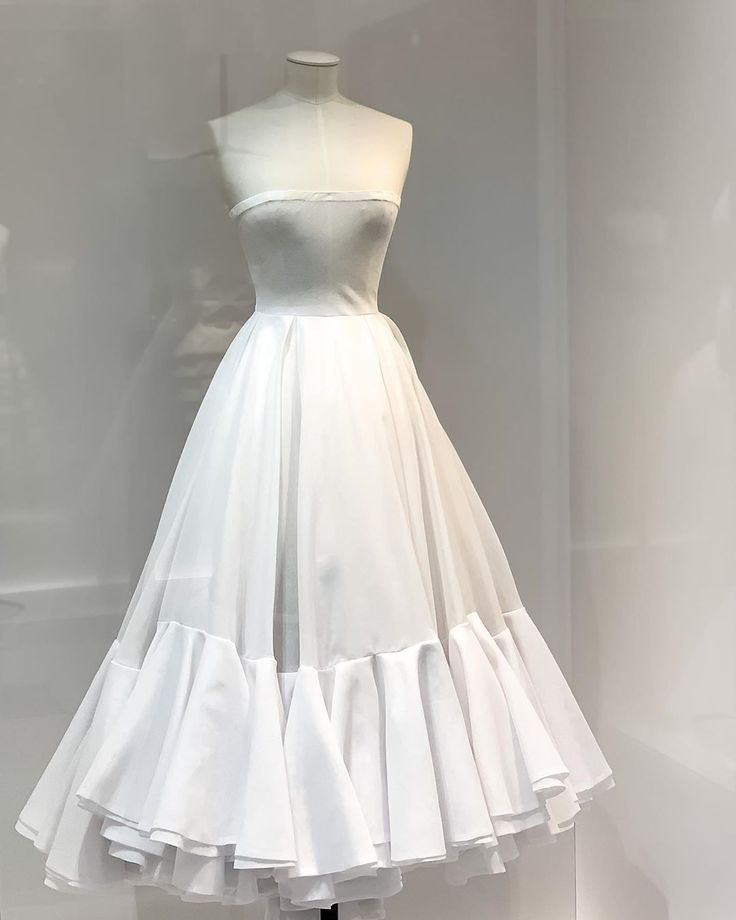 Elegant White Strapless A-Line Long Party Dresses Light Wedding Dresses, D1193