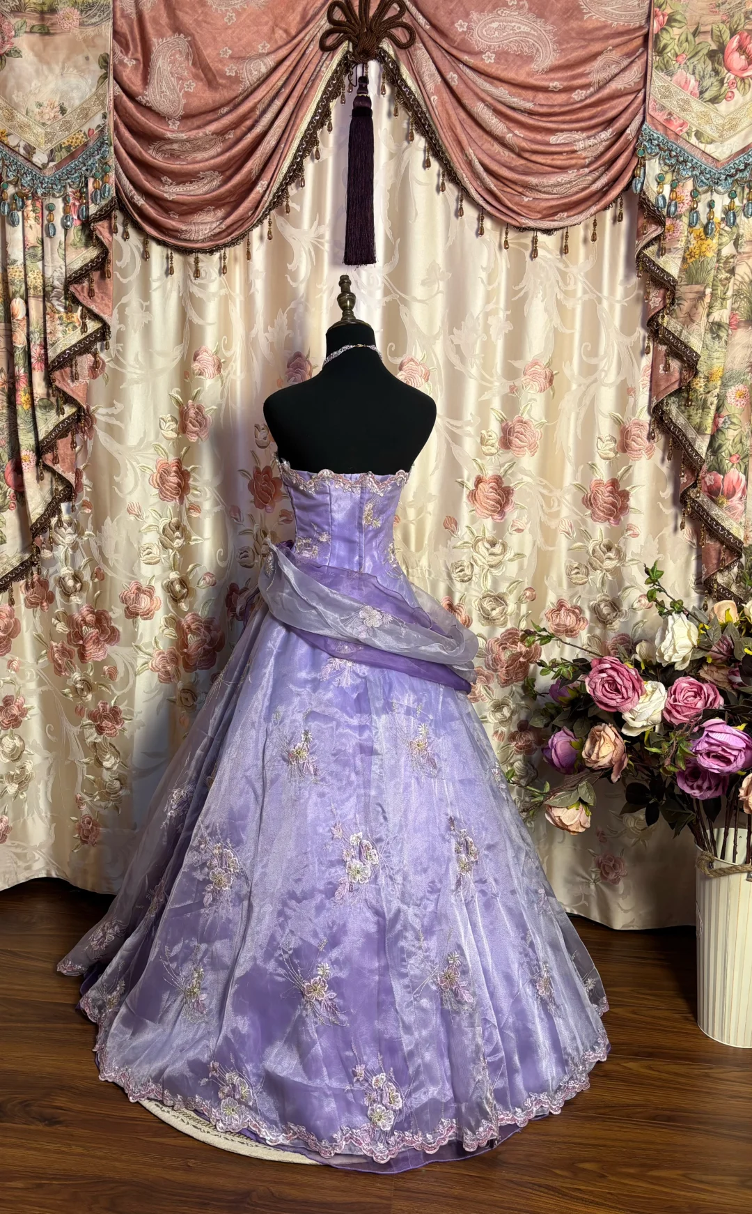 Lilac Strapless A-Line Beading Chiffon Long Prom Dresses Vintage Ball Gowns, D1055