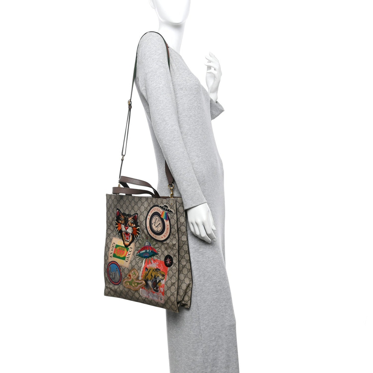 Soft GG Supreme Monogram Courrier Vertical Tote Beige New Acero