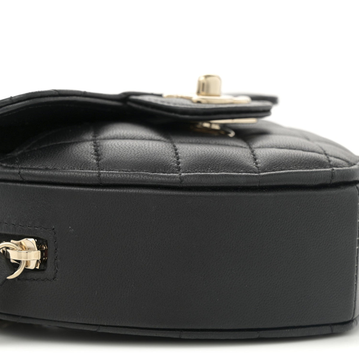 Lambskin Quilted CC In Love Heart Clutch With Chain  Black