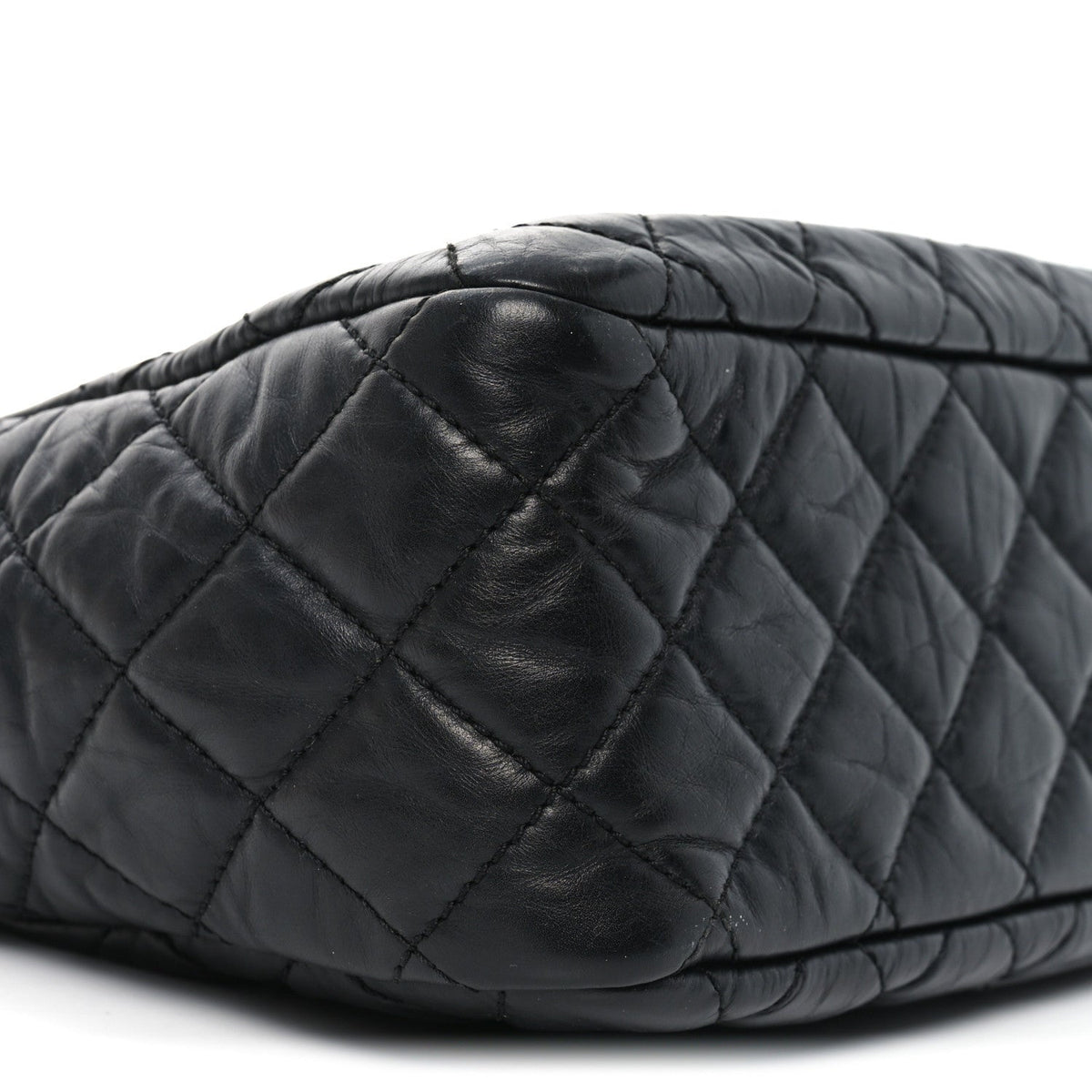 Aged Calfskin Quilted Medium Reissue Camera Case Black