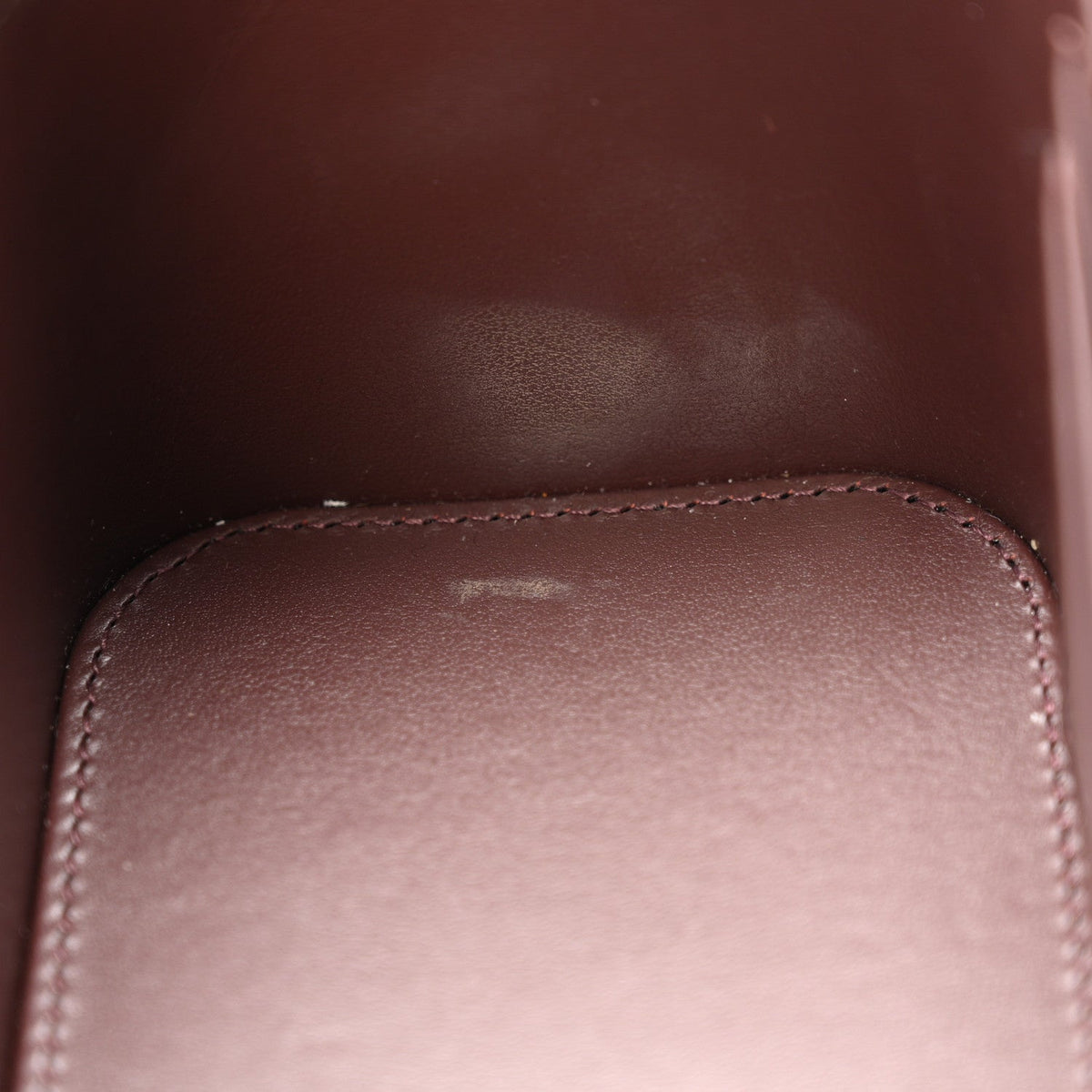 Caviar Quilted Small Vanity Case With Chain Black