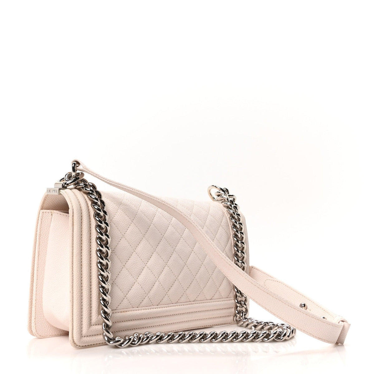 Caviar Quilted Medium Boy Flap Ivory