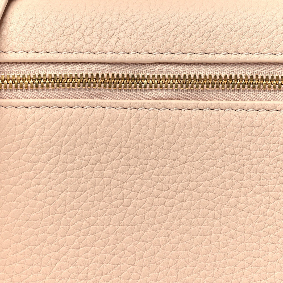Grained Calfskin Extra Pocket Mini Pouch Creamed Honey