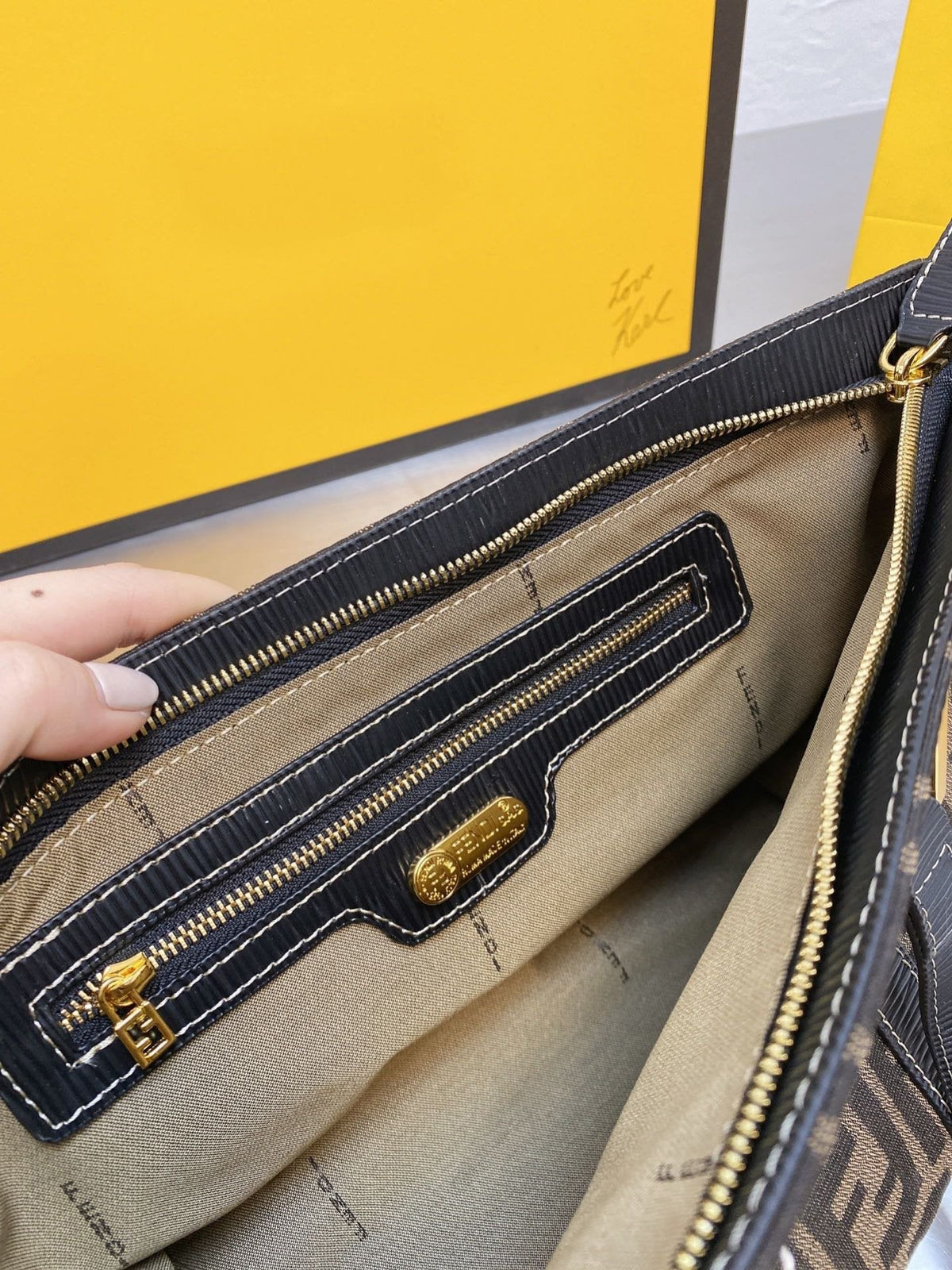 Fendi Sunshine Large Shopper Bag