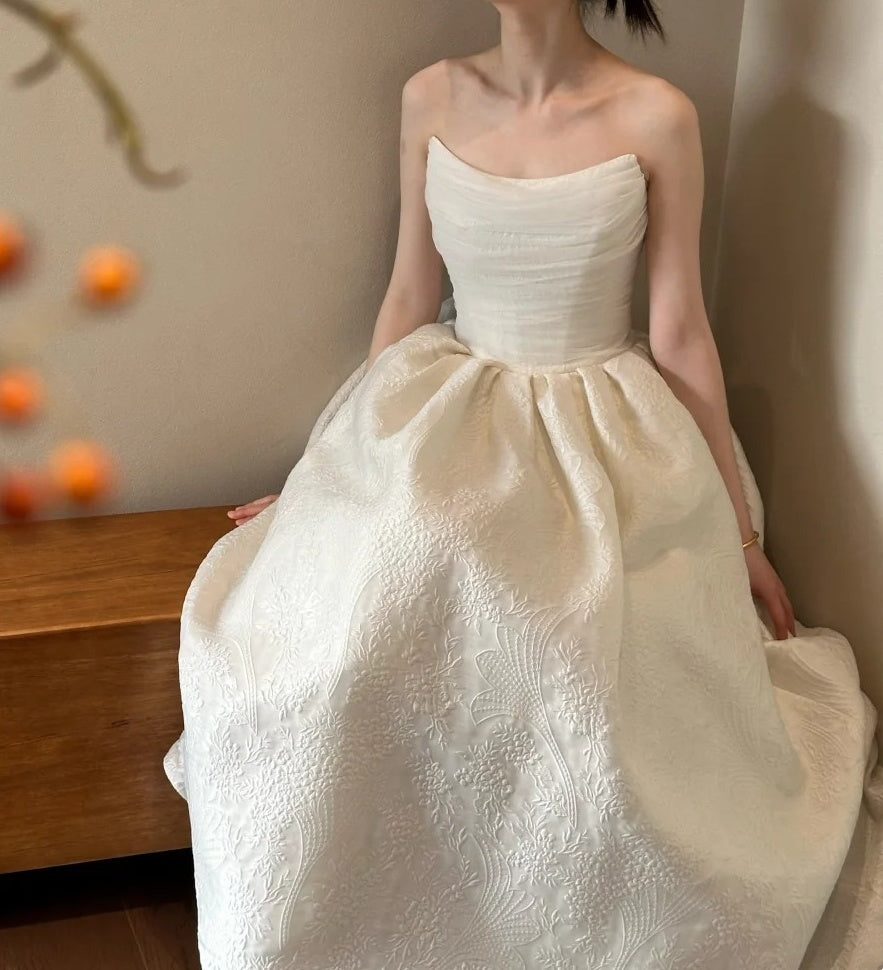Beauty Wedding Dress Strapless Pleated Wedding Dress   D4618