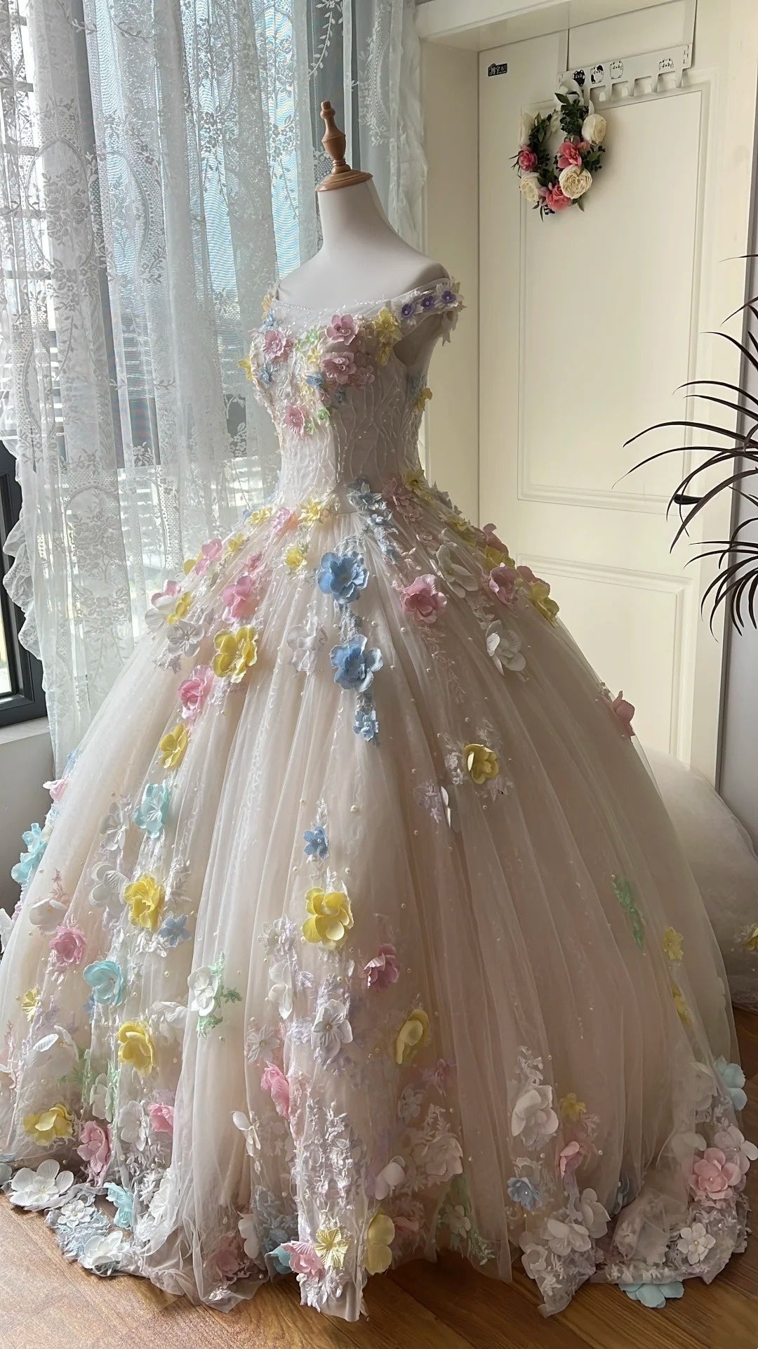 New Arrival Prom Dress Off Shoulder Tulle Pleated Floral Evening Dress Quinceanera Dress Ball Gown      D4677