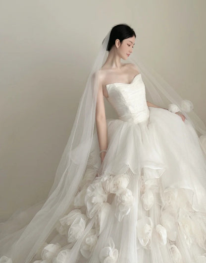 Stunning Wedding Dress Sweetheart Pleated Tulle Flower Wedding Dress  D4720