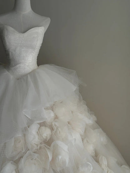 Stunning Wedding Dress Sweetheart Pleated Tulle Flower Wedding Dress  D4720