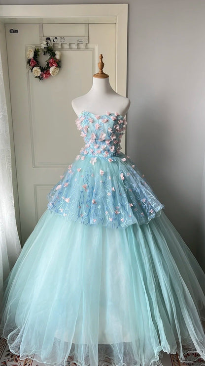 Beauty Ball Gown Light Blue Strapless Pleated Tulle Prom Dresses Evening Gala Gown Sweet 16 Dress       D4739